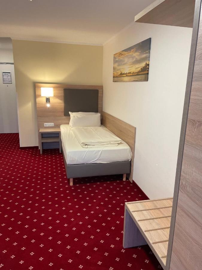 Hotel Harburger Hof Хамбург Екстериор снимка